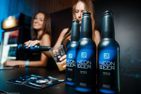 Neon Beer создал стильную атмосферу на Record Trap в клубе «Воздух»