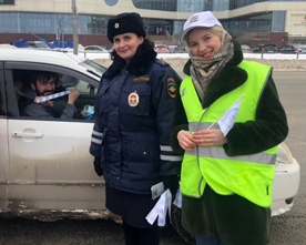 ГИБДД Новосибирска и волонтеры «Балтики» напомнили автолюбителям о несовместимости вождения и алкоголя